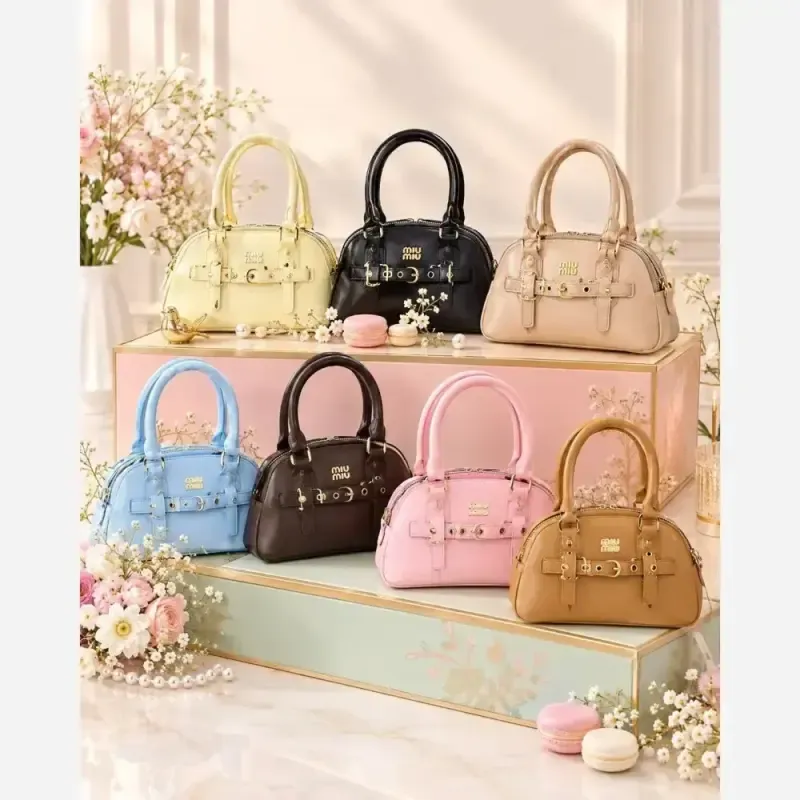 کیف اسپرت زنانه با بند پهن متریال وارداتی سایز 12 در 20 رنگبندی متنوع