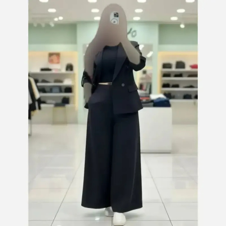 ست پاییزه زنانه جنس سوپر مازراتی اعلا رنگ مشکی و دودی سایز فری مناسب 38 تا 46
